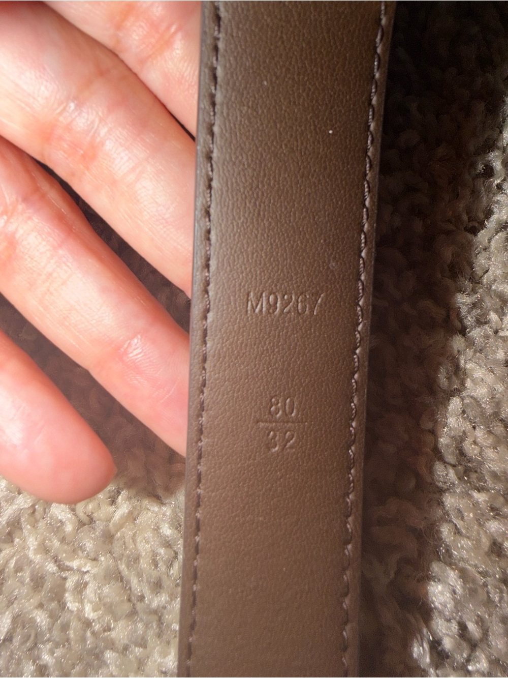 Louis Vuitton Brown Reversible Leather Belt with Stitched Edge - Picture 2 of 2